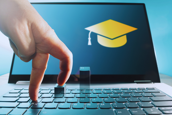 5 vantagens de realizar um curso online