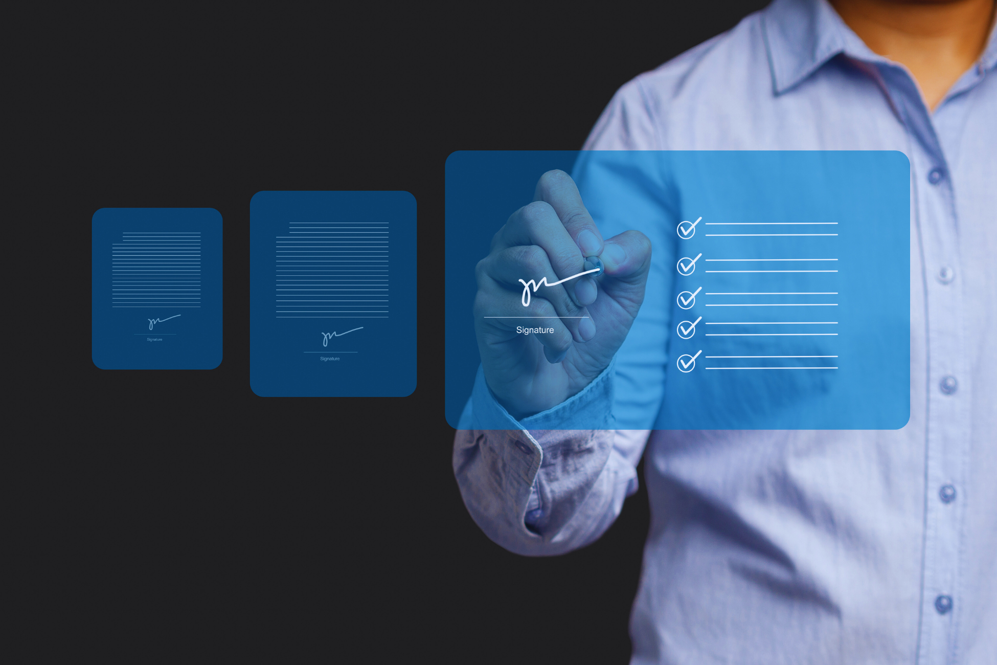A person in a blue shirt uses a virtual touchscreen for assinatura eletrônica, signing a digital document and checking off items on a list, with other digital document icons displayed beside them.